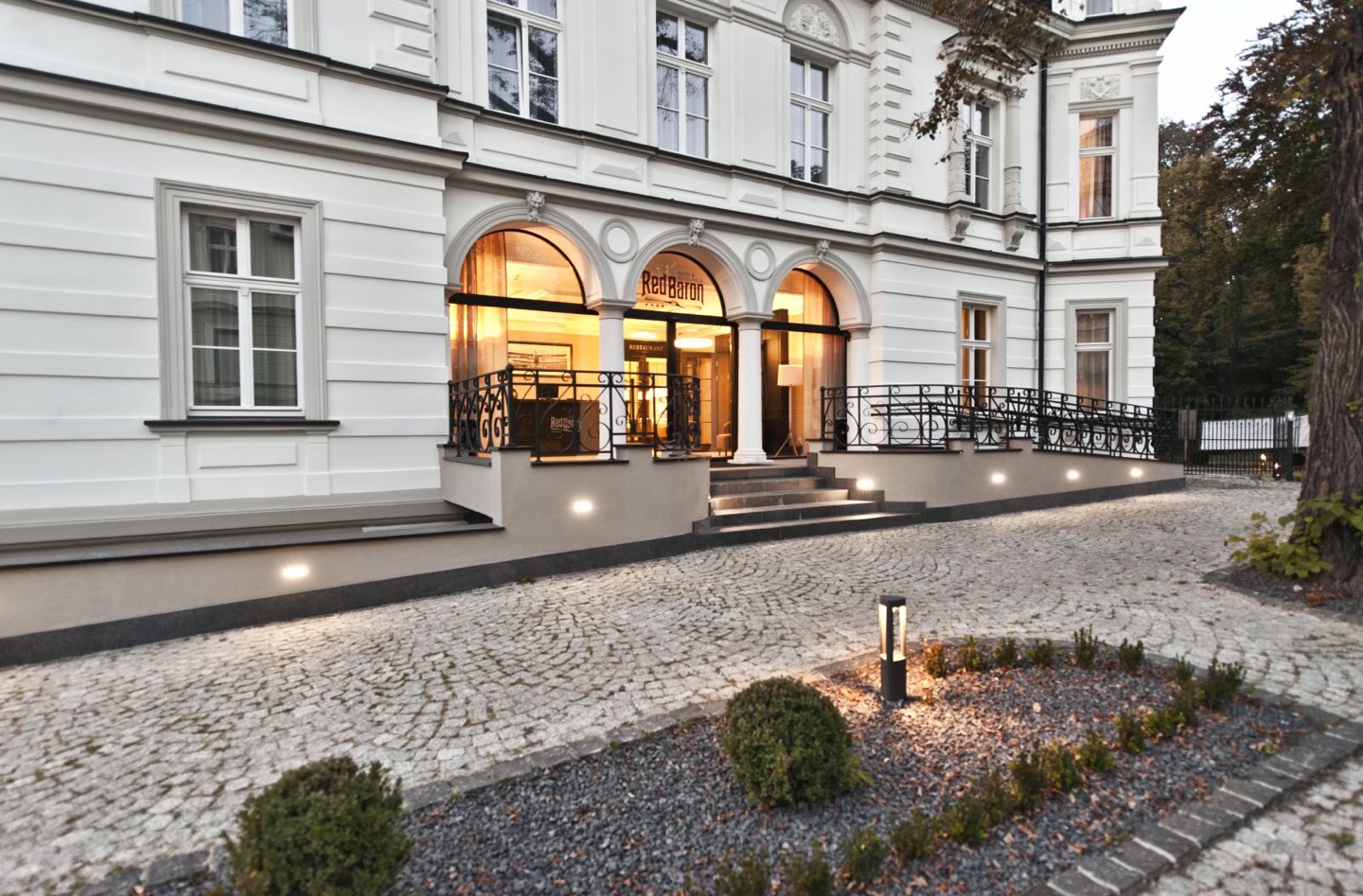 Hotel RED Baroon